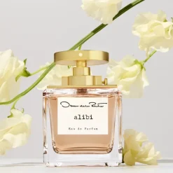 Alibi Eau de Parfum Spray von Oscar de la Renta