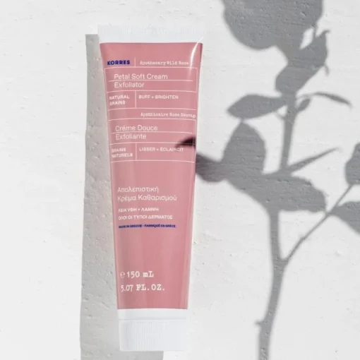 Apothecary Wild Rose Sanfte Gesichtspeeling-Creme von KORRES