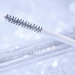 ARCTIC ILLUSION Glitter Brow Styler von Catrice