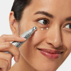 Augen- und Lippenpflege Brightening Serum Concenetrate von Clinique