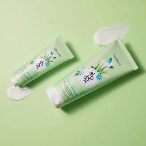 Blossom Body Lotion Aloe Vera & Green Apple von Douglas Collection