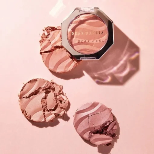 Blush & Bronzer Petal Glow Blush von DEAR DAHLIA