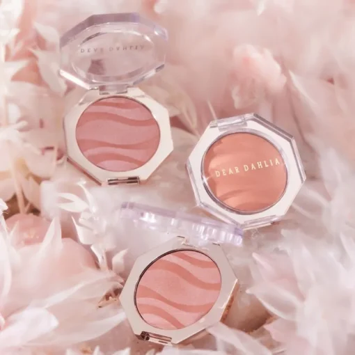 Blush & Bronzer Petal Glow Blush von DEAR DAHLIA