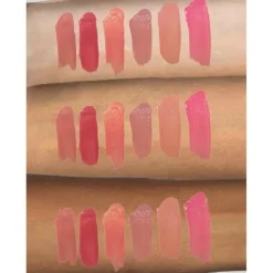 Blush Talk is Cheek Cream Blush von The Balm