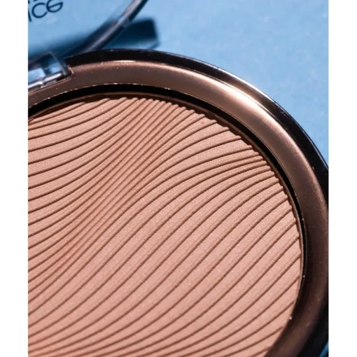 Bronzer Holiday Skin Luminous Bronzer von Catrice