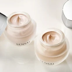 Cellular Performance Foundations Cream Foundation von SENSAI