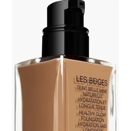 CHANEL TEINT GRUNDIERUNG LES BEIGES Foundation mit Weichzeichnereffekt. Samtig-mattes Finish.