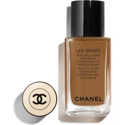 CHANEL TEINT GRUNDIERUNG LES BEIGES Foundation mit Weichzeichnereffekt. Samtig-mattes Finish.