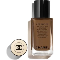 CHANEL TEINT GRUNDIERUNG LES BEIGES Foundation mit Weichzeichnereffekt. Samtig-mattes Finish.