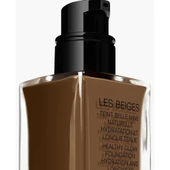 CHANEL TEINT GRUNDIERUNG LES BEIGES Foundation mit Weichzeichnereffekt. Samtig-mattes Finish.