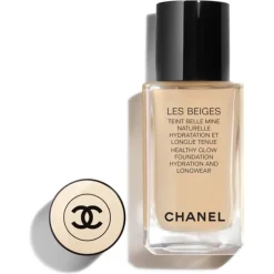 CHANEL TEINT GRUNDIERUNG LES BEIGES Foundation mit Weichzeichnereffekt. Samtig-mattes Finish.