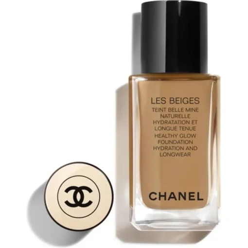 CHANEL TEINT GRUNDIERUNG LES BEIGES Foundation mit Weichzeichnereffekt. Samtig-mattes Finish.