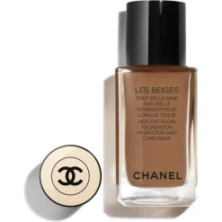 CHANEL TEINT GRUNDIERUNG LES BEIGES Foundation mit Weichzeichnereffekt. Samtig-mattes Finish.