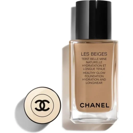 CHANEL TEINT GRUNDIERUNG LES BEIGES Foundation mit Weichzeichnereffekt. Samtig-mattes Finish.
