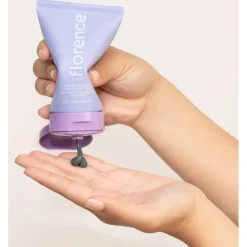 Cleanse Clear the Way Clarifying Mud Mask von florence by mills
