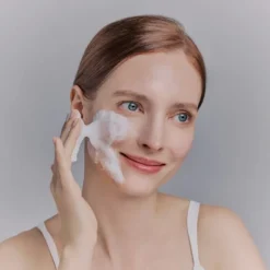 Cleansing Foam Cleansing Cream von WHAMISA