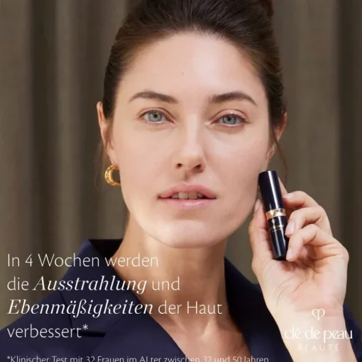 Clé de Peau Beauté Concealer