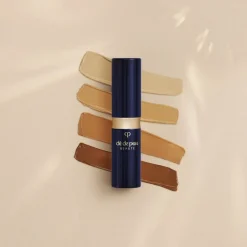 Clé de Peau Beauté Concealer