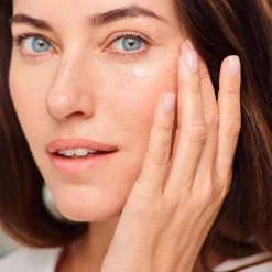 Clé de Peau Beauté Eye Contour Cream Supreme