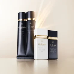 Clé de Peau Beauté Long Lasting Hydrating Veil