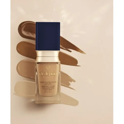 Clé de Peau Beauté Radiant Fluid Foundation Natural