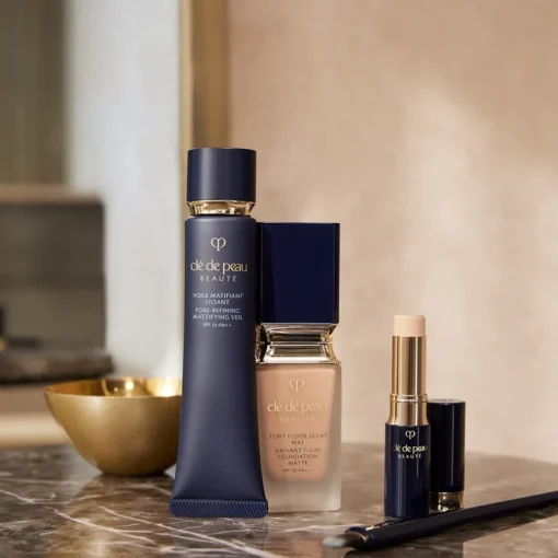 Clé de Peau Beauté Radiant Fluid Foundation Matte