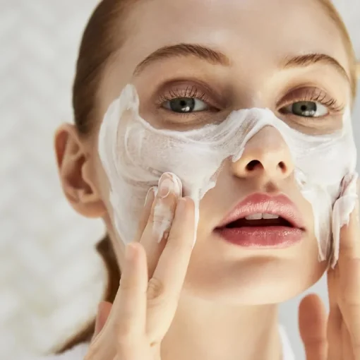 Clé de Peau Beauté Softening Cleansing Foam