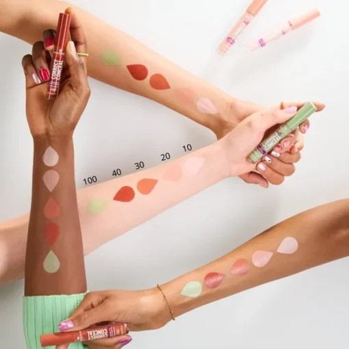 Concealer CORRECT & CONCEAL under Eye Brightening Concealer von Essence