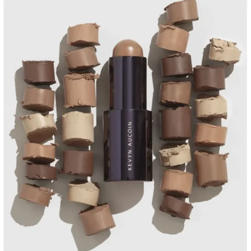 Contouring The Contrast Stick von KEVYN AUCOIN