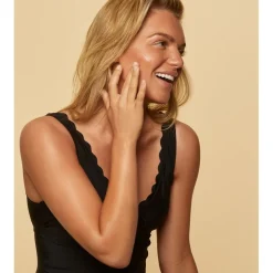 Coola Sunless Tan Anti-Aging Face Serum