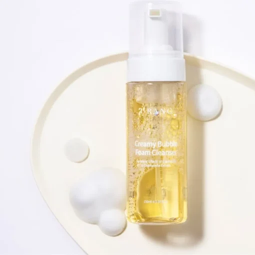 Creamy Bubble Cleanser von URANG