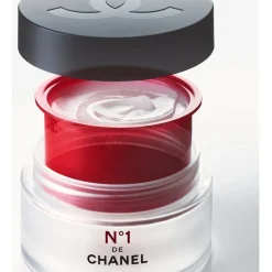CREME N°1 DE CHANEL CREME MIT ROTER KAMELIE Polstert auf – glättet – schützt von CHANEL