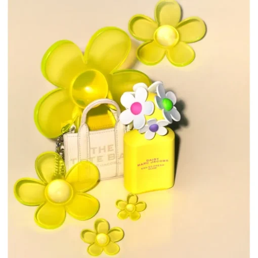 Daisy Eau So Fresh Eau de Toilette Spray Glow von Marc Jacobs