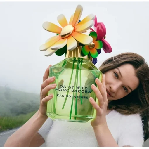 Daisy Wild Eau de Parfum Spray Eau So Intense von Marc Jacobs