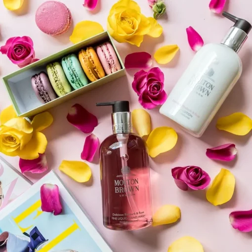 Delicious Rhubarb & Rose Fine Liquid Hand Wash von Molton Brown