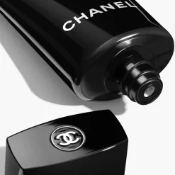 DIE KOLLEKTION DER MAKE-UP-ENTFERNER LE MASQUE Exfolierende Maske mit Kamelie von CHANEL