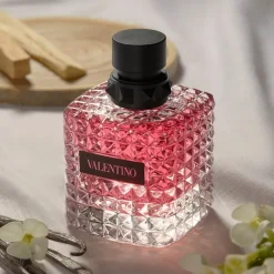 Donna Born In Roma Eau de Parfum Spray von Valentino