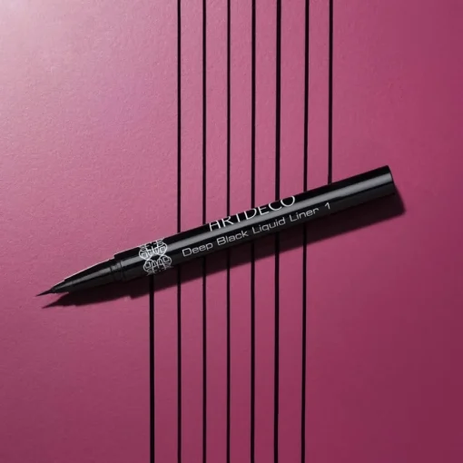Eyeliner & Kajal Deep Black Liquid Liner von ARTDECO