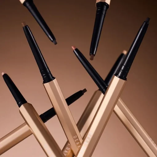 Eyeliner Perfect Designing Eyeliner Pencil von DEAR DAHLIA