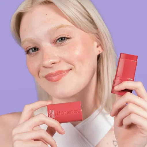 Face Cheeky Pop Blush Stick von florence by mills