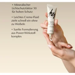 Feuchtigkeitspflege Sensitive SPF50 Daily Sun Fluid von Hej Organic