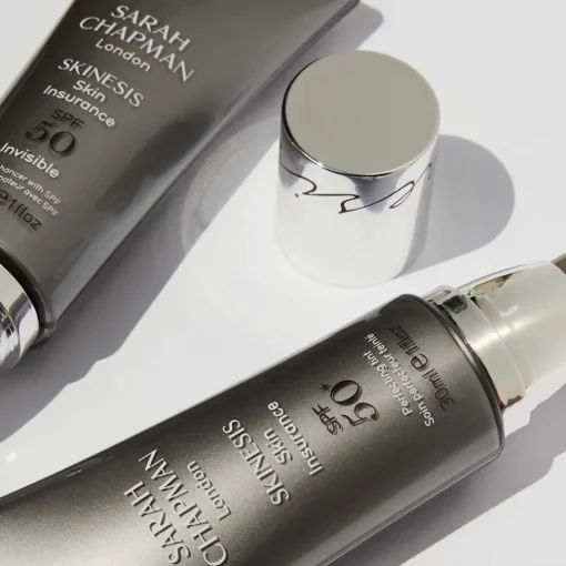 Feuchtigkeitspflege Skin Insurance SPF 50+ Tinted Perfektionierende getönte Tagescreme von Sarah Chapman