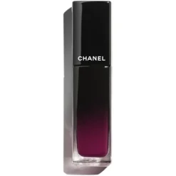 FLUID-LIPPENSTIFTE ROUGE ALLURE LAQUE Der glänzende Fluid-Lippenstift mit langem Halt von CHANEL