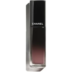 FLUID-LIPPENSTIFTE ROUGE ALLURE LAQUE Der glänzende Fluid-Lippenstift mit langem Halt von CHANEL