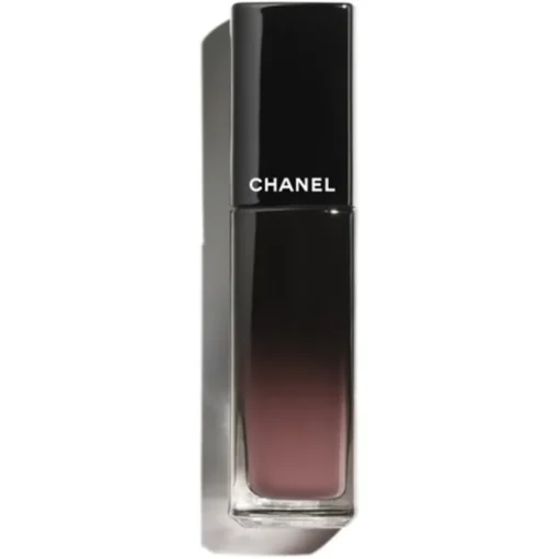FLUID-LIPPENSTIFTE ROUGE ALLURE LAQUE Der glänzende Fluid-Lippenstift mit langem Halt von CHANEL