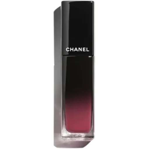 FLUID-LIPPENSTIFTE ROUGE ALLURE LAQUE Der glänzende Fluid-Lippenstift mit langem Halt von CHANEL