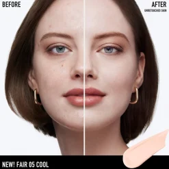 Foundation BAREPRO® 24HR Wear Skin-Perfecting Matte Liquid Foundation Mineral SPF 20 von bareMinerals