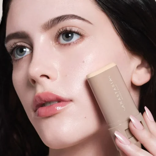 Foundation Beauty Balm Serum Boosted Skin Tint von Anastasia Beverly Hills