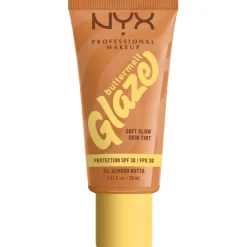 Foundation Buttermelt Glaze LSF 30 von NYX Professional Makeup