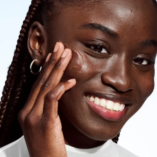 Foundation Even Better Vitamin Makeup SPF50 von Clinique